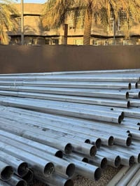 عمود ثقيل ٩ متر العنوان بغداد مدينه صدر 07713684213