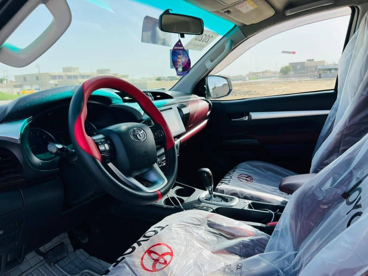 هايلوكس فورويل 2020 كير واتماتيك سياره جديده كارتون ماشيه160 الف وضع شركه مكفوله كفاله عامه ضربه و تبديل البارد مواصفات فول كويتي تبريد خلفي كأمره حساسات خلفيه تخم تاير حداديه جديده رقمه بغداد سنويه مجدده مشروع وطني سعره 285وبيه مجال
*********** الصويره
