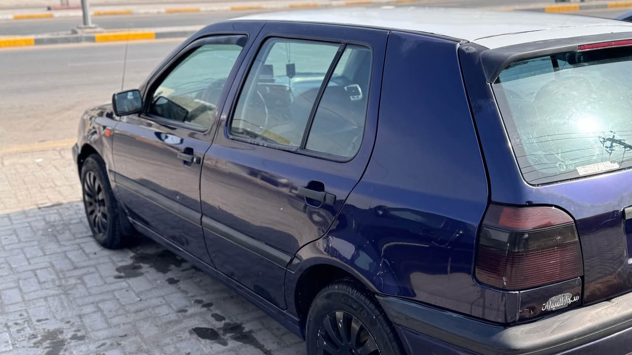 سلام عليكم شباب كولف موديل 95 سياره نضيفه جدا  كير مكينه مكفول رقم بغداد جديد بسمي شرط التحويل مكاني حي الغامل  سعر ٤٦رقم موبايل *********** Colombo, Sri Lanka
