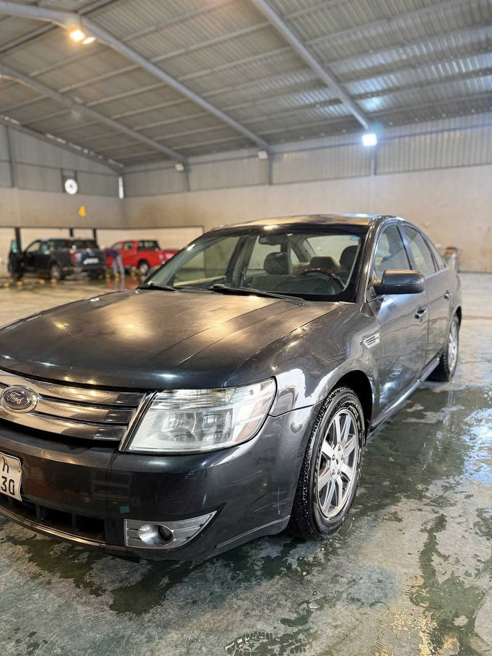 فورد تورس ٢٠٠٨ رقم اربيل
محرك ٣٥٠٠ 
تدفئة و تبريد شغال 
تحكم استيرن 
شاشة معلومات 
داخل صاج 
بيها قطعتين مرفقة بالسونار 
تحول او وكالة موجود 
سعرها ٧٨ $ وبيها مجال 
المكان بغداد - المحمودية او اللطيفية


**إذا كنت صاحب هذا الإعلان وتريد حذفه لأي سبب، رجاءا أرسل رسالة إلى الدعم الفني**