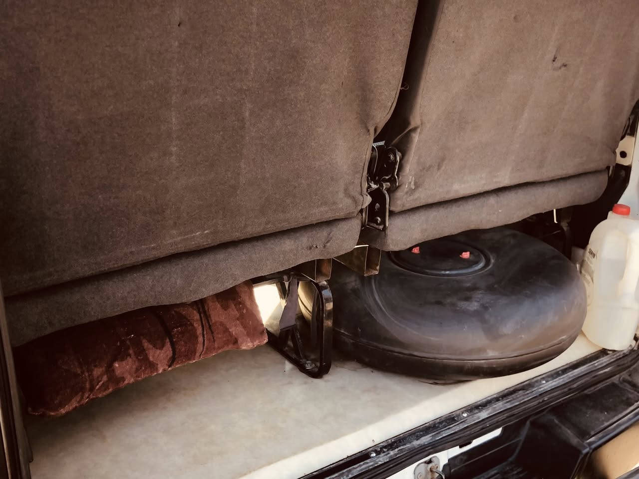 السلام عليكم
نيسان ٢٠١٦ بيهه صبغ قليل 
منضومه غاز تبريد جديد 
تخم تاير رقم دولي مصفره 
سنويه جديده مكينه بيهه تنقيص 
قليل ممفتوفه ع الشركه للستفسار 
مدينه الصدر الحبيبيه السعر ١٩٥ ورقه وبيهه مجال 
***********
