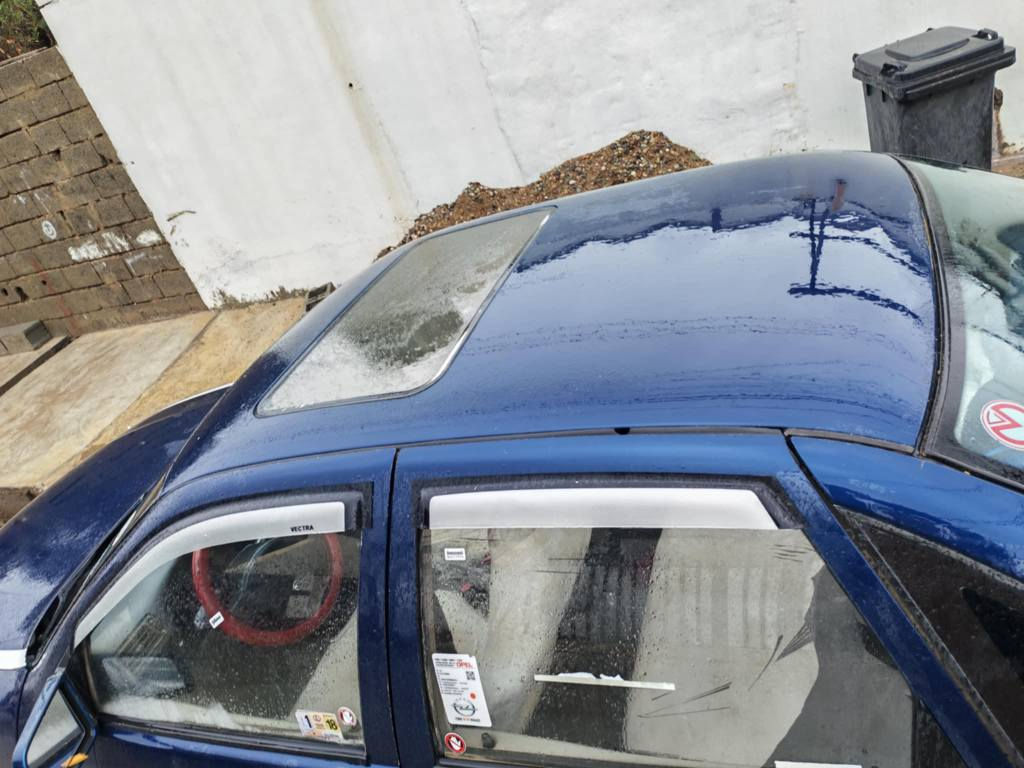 ئۆپل  مۆدیڵ 1992 ماکینە 18 گێر عادی گێرو ماکینە بەشەرت  سلایت سەنەوی 2025 تەواو بوا کۆبۆن بەنزینی هەیە بەشەرتی تەحویل وەکەلا سعری 40 ماعملە *********** كركوك, العراق
