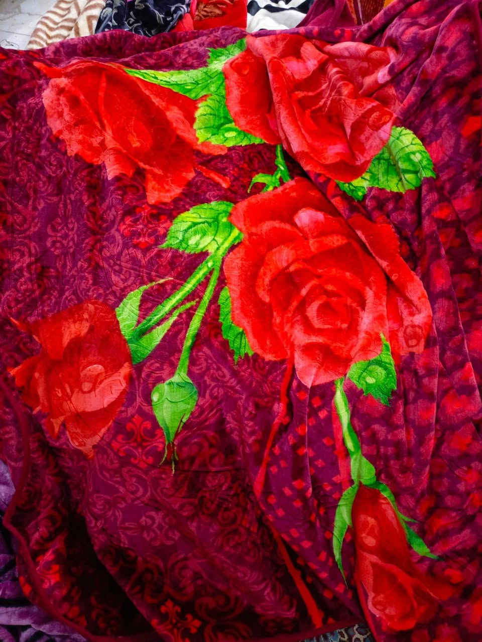 بطانيات باله اثخان وحفر ونفرين كبار القطعه ب 12ونص ***********بي واتساب
