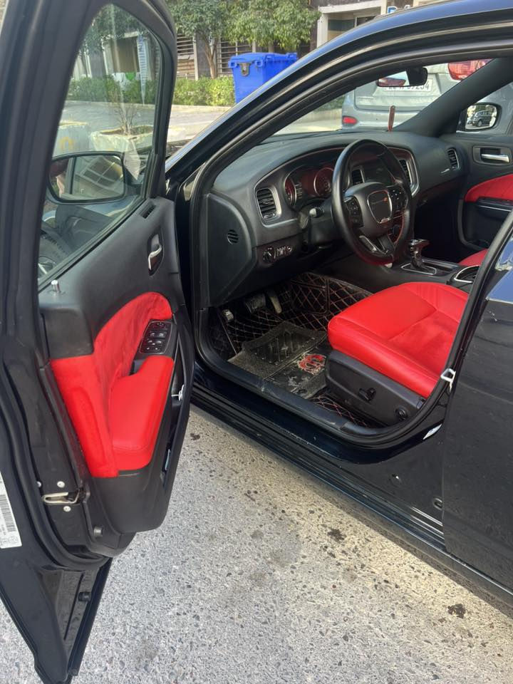 جارجر 2019 للبيع فقط
رقم اربيل بسمي 
السياره بيه بارد بلبنيد والجاملغ الايسر بارد  بدون يرباك 
السيارة جاهزه بدون نقص 
مكان السياره بغداد 
السعر 210$ 
***********
