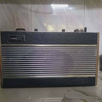 راديو • ثلاث موجات • استقبال قوي