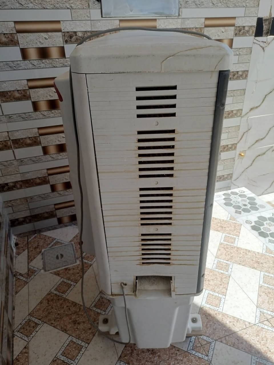 السلام عليكم بنات كونفيره للبيع نضيفه سعره 150وبيه مجال


**إذا كنت صاحب هذا الإعلان وتريد حذفه لأي سبب، رجاءا أرسل رسالة إلى الدعم الفني**
