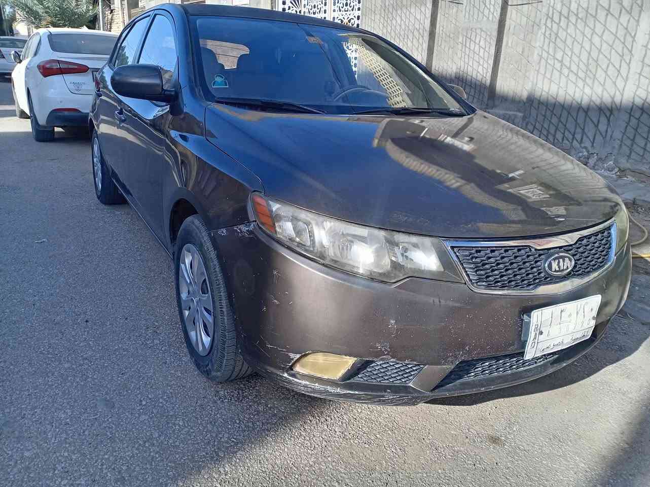 سلام عليكم كيا سيراتو موديل 2013 سياره مقفوله من الضربه بيها فقط بنيد سياره جاهزه من كلشي رقم قادسيه تحويل مباشر والسعر 80 وبيها مجال بسيط مكان كوفه حي ميسان رقم الهاتف ***********   *********** اني مكلف بالنشر
