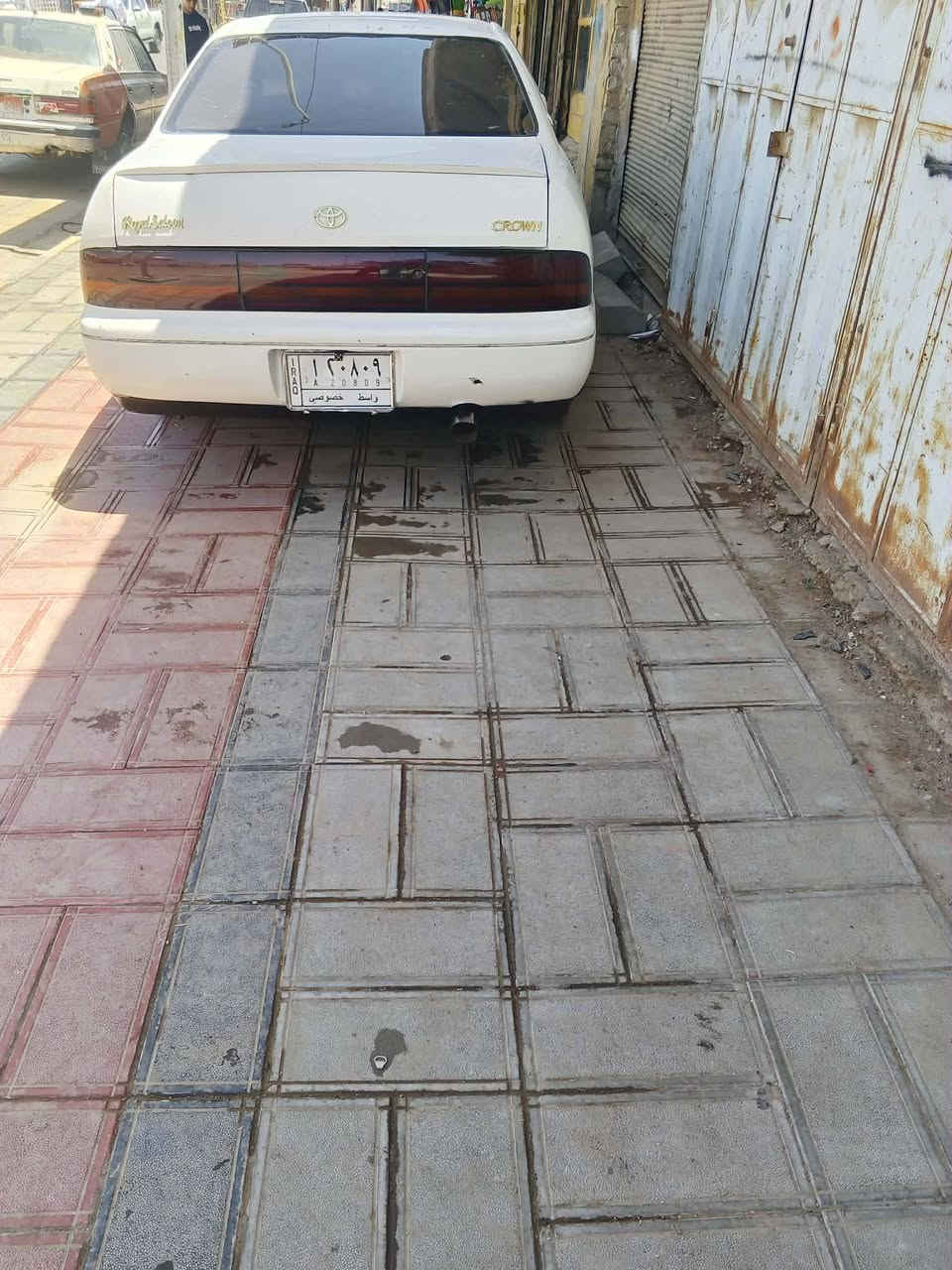 سلام عليكم بطه للبيع كير ومكينه جدد حداديه جديده رقم واسط تبريد شغال ثلج مكان السياره واسط ناحية الاحرار مكلف بالنشر الاستفسار على الرقم ***********
