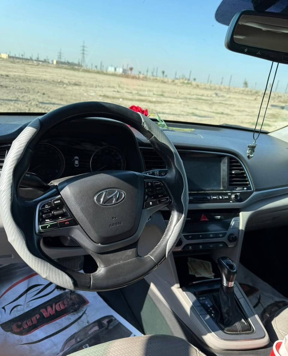 السلام وعليكم
النترا 2017 لمتد وارد امريكي كلين ضرر دعاميه خلفيه فقط سياره بدون صبغ مواصفات 1/1 اعلى مواصفات بلالنترا رقم بغداد باسمي هزه جديده سنويه لل2031 
المواصفات :- 
. فتحة سقف
. بصمه 
. بصمة ابواب
. اشاير بلمري 
. شاشه كاربلي
. مثبت سرعه 
. ردارات 
. نقطه عمياء
. تحديد مسار 
. سياقه ذاتيه 
. جنطه مستشعر عند التقرب
. تدفئه مقاعد امامي خلفي
. مقاعد كهرباء 
. شاشه اعطال 
. كشنات جلد بلاد
. سماعات انڤنتي 
. لايت عدسه
. بكلايت ليد 
. كشنات خزن ميموري 3 وضعيات 
. 3 انضمة قياده 
. يدات نيكلات بلاد
______________ 
السياره جاهزه من كل النواحي ميحتاج الها صرف نهائي كفاله عامه 
السعر 135 ورقه وبيها مجال بسيط 
عنواني ديالى بعقوبة 
***********
