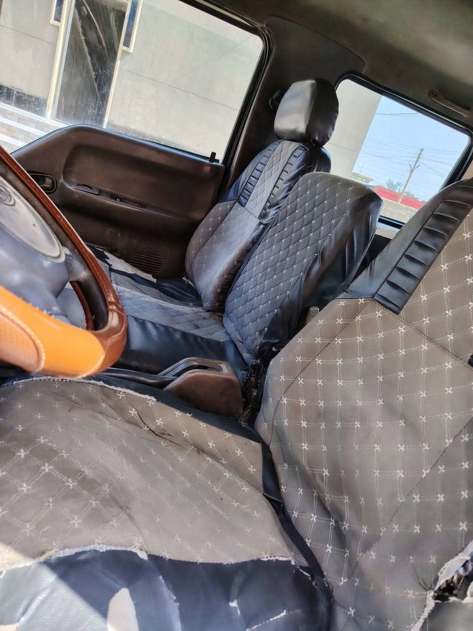 السلام عليكم كيا ام عيون دبل للبيع الاستفسار عل رقم ***********
