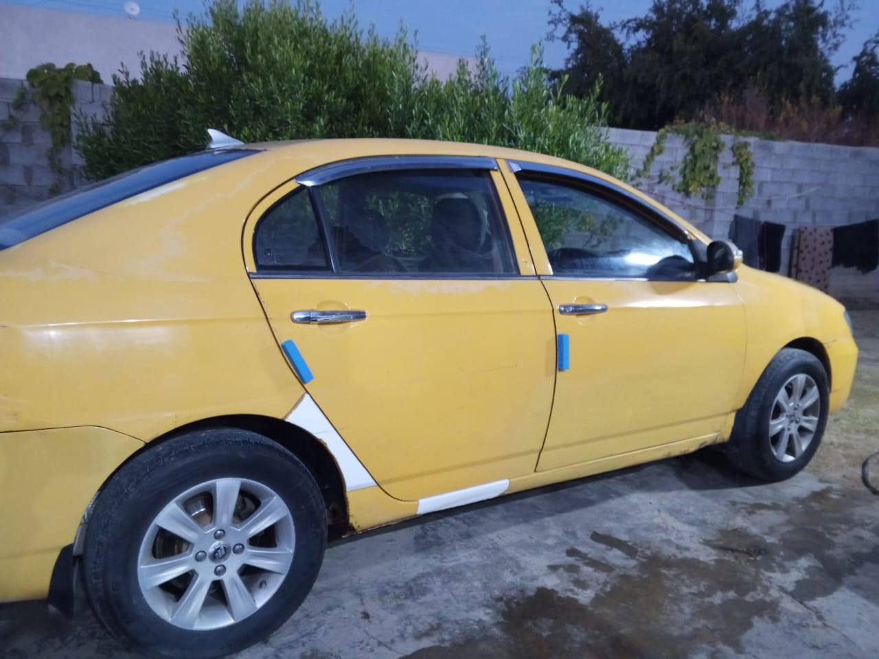 سلام عليكم....
ليفان للبيع محور كير ومحرك كورله ..موديل2011
تخم تاير
باتري جديد 
صدر جديد 
سياره بأسمي رقم بغداد 
سياره ما نقصه شي 
سعره 40وبيه مجال حك الجيه 
ستفسار ***********+بيه واتساب+عنوان الفلوجه
