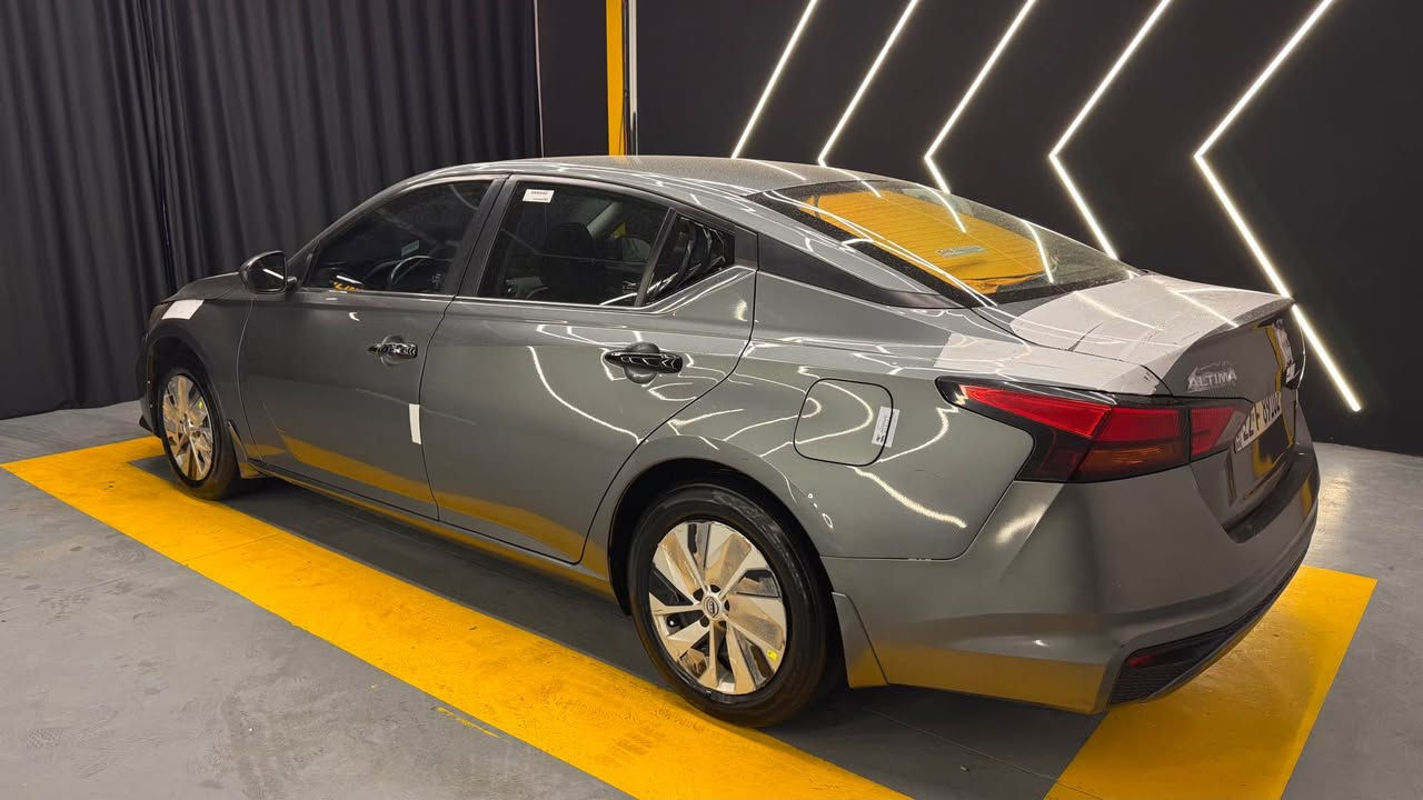 Altima 2021
ئاڵتیمای ٢٠٢١
مواسەفات:
ڕاداری ٣٦٠
کامێرا
بەصمە
شەغال
کوشن کارەبا
بۆیاخ:
بۆنید 
چەمەلەخ
ژێر ڕەقەمی دواوە
میکانیك:
گێڕ بە شەرت
مەکینە بە شەرت
تەقە و رەقە بە شەرت
کارەبای بە شەرت
ئێرباگ بە شەرت
ماوەی ڕۆشتن:
٧٠میل
سەنەوی و تابلۆ:
هەموو شتێکی نوێیە
نرخ:١٢٩$ و مەعامەلەیەکی کەم
ژمارە مۆبایل:
***********
***********
شوێن:
سلێمانی-زەرگەتە السليمانية, العراق
