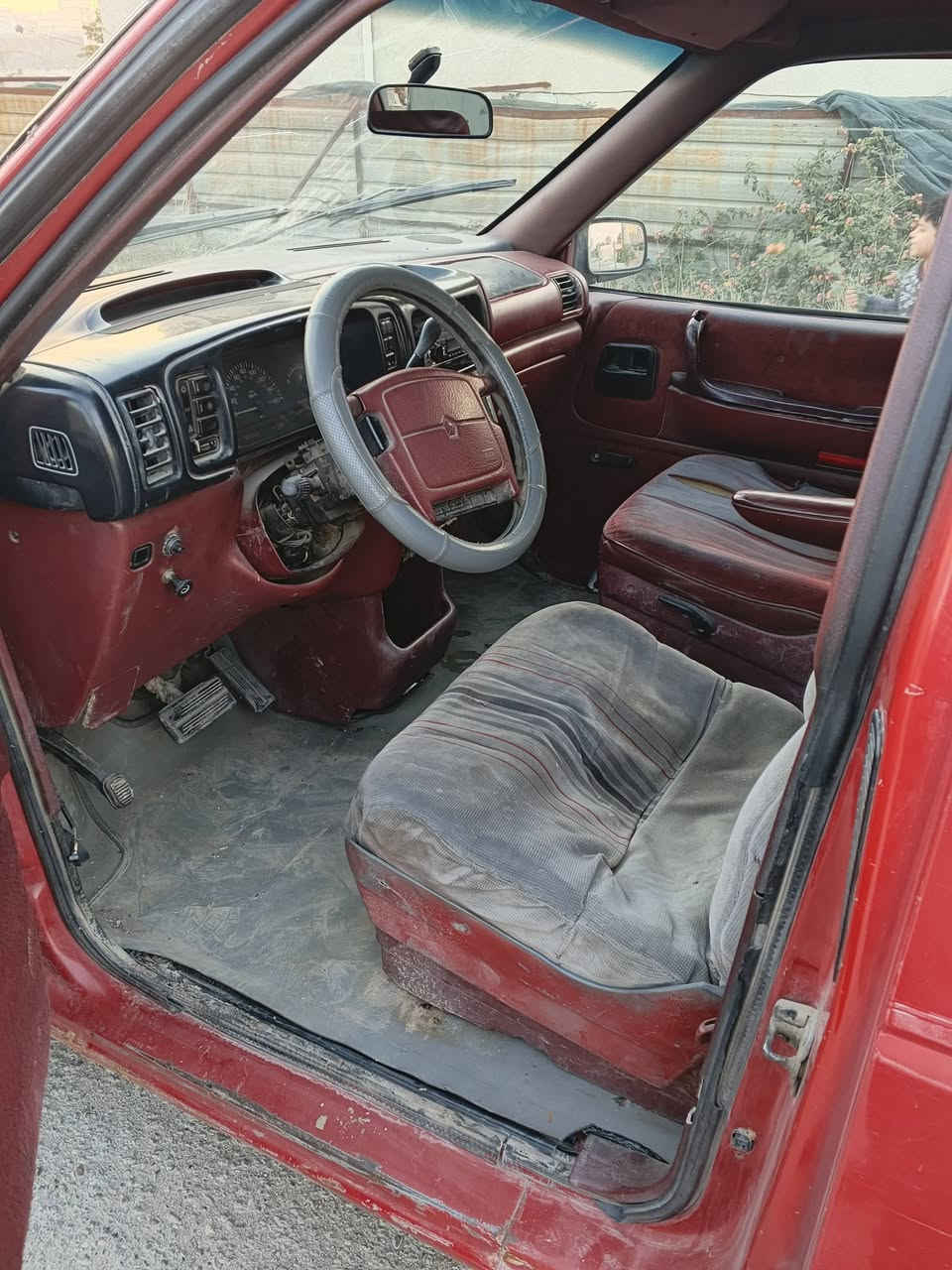 للبيع دوج كرايسلر موديل 94 انبار مشروع وطني سبعةراكب مكاني بغداد رقم موبايل ***********سعر سيارة 30$سنوية لغاية 28محرك وكير مكفولات كهربائيات كلة شغالة دواخل نضيفة حدادية امامي خلفي جديد جام وكيجات كلة شغال سيارة مصفرة غرامات موجود واتساب
