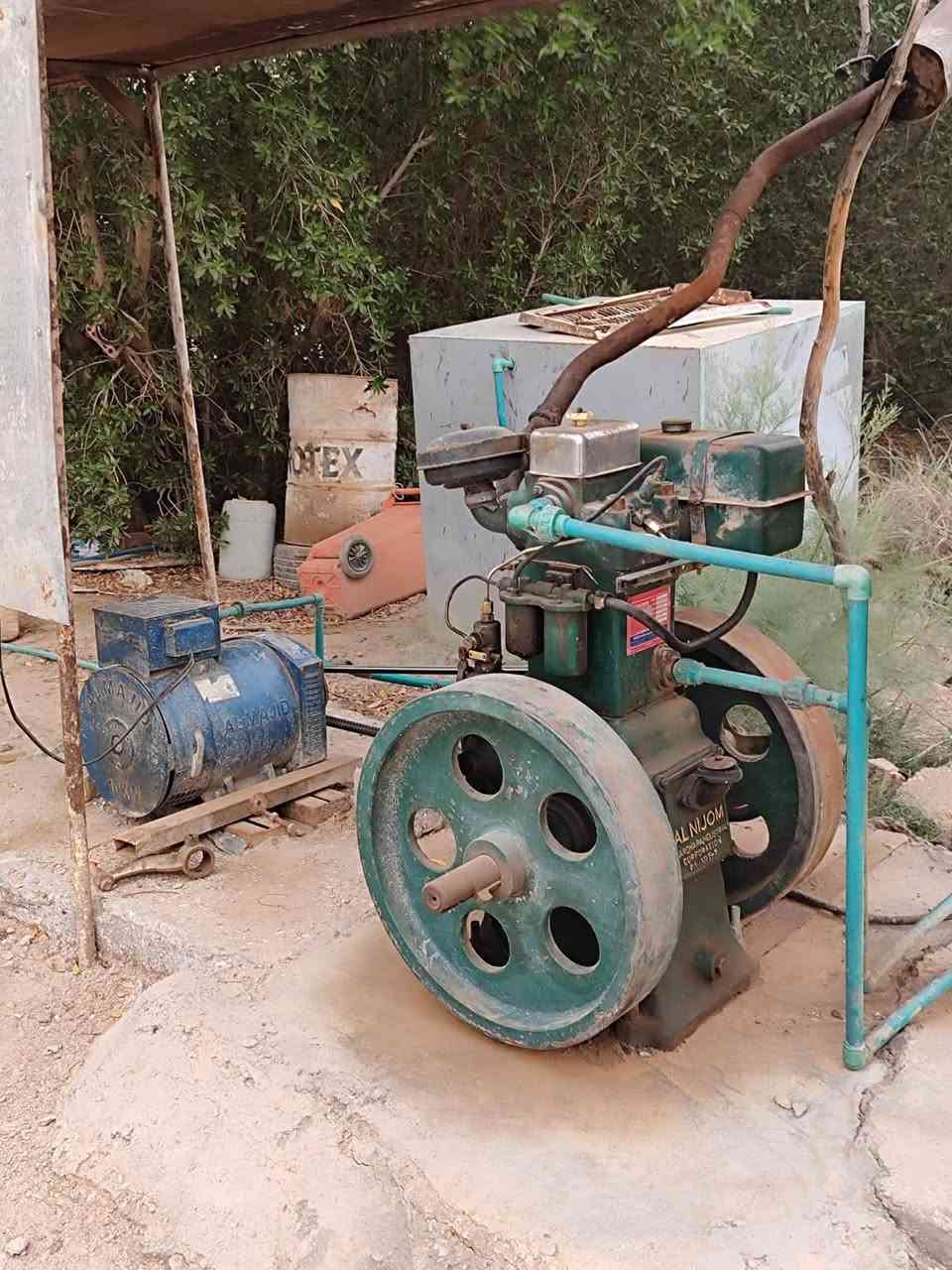 مولدة ماطور هندي نجوم 16 حصان مربوط على راس توليد نحاس ١٠ كيفي مع سلف وكافة الملحقات منصب ويشتغل ومكفول تجي تشوف وتفحص وتفتح في حال عجبك السعر مليون و 300
للاستفسار اكثر ***********
