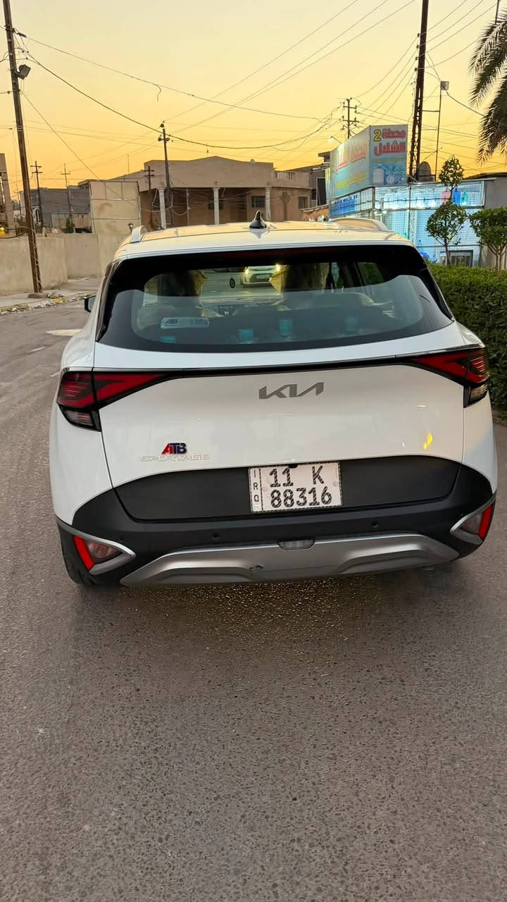 كيا سبورتج موديل2025  خليجي

المواصفات :فول مواصفات 
بصمه ابواب وتشغيل 
تشغيل عن بعد 
سايد بريك دكمه 
داريف مود 4 وضعيات 
شاشه 
تحكم ستيرن 
شفتات ستيرن 
كشاف زنون 
حساس امامي خلفي 
مانع انزلاق 
اوتو هولد 
ماشيه14000 الف 
رقم بغداد تحويل مباشرة 
السعر 225 ورقه وبيها مجال شي بسيط 
إي استفسار 
*********** الرقم 

مكان بغداد الدوره ابو طياره
