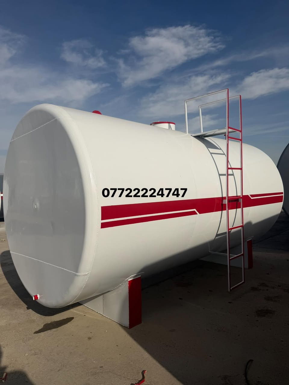 خزانات للبيع ***********
