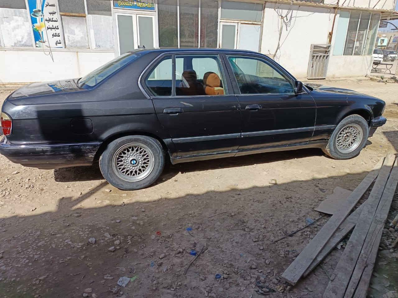 بيم موديل 1992 مفتوح 735جاهزة من كل النواحي تبريد شغل تخم تاير جديد حداديه جاهزة من كل النواحي السيارة مكينه كير مكفول السيارة جاهزة من كل  النواحي السعر 33الاتصال علا *********** السعر 33
