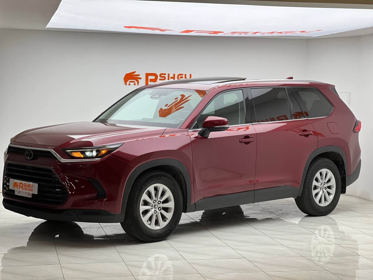Toyota grand Highlander 2024
تويوتا گراند هايلندر 2024

مواصفات XLE(سقف پانوراما-رادار امامي-هاند بريك بصمة-مقاعد جلد  )
7 راكب
مكينة ٤سلندر+حجم 2.5 لتر
ماشية 14,000 ميل

ضرر السيارة جاملغ و باب صبغ بدون دواخل ايرباك سقف سستم شركة 
السيارة كلش حلوة و نظيفة 

رقم الشاصي مع الصور
السيارة كاتي تترقم شمالي دهوك اربيل سليمانية
مكفولة من كير و محرك و كهربائيات

و ب سعر(350$) ورقة و بيها مجال

مكان السيارة

دهوك -معرض ارشف R-Shev
رقم51 من معارض التيرمينال 

***********
*********** دهوك, العراق
