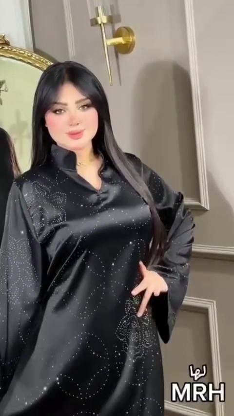 ✨ تألقي بأناقة الصيف ✨
كولكشن جديد بارقى مديلات الاسود 2026
دراعة ستن مبلك
اسود ستن حرير اصلي 

دراعة نسائية صيفية فخمة 🌸
مصنوعة من قماش الستن البارد الناعم، خفيفة ومريحة ومناسبة لأجواء الصيف الحارة ☀️

✔️ خامة راقية ولمعة أنيقة
✔️ مريحة للبيت والطلعات
✔️ تصميم أنثوي يبرز جمالك وأناقتك
القياسات L—XL—XXL
🚚 التوصيل  لكل محافظات العراق

لا تفوتين الفرصة، الكمية محدودة 🌷
للطلب والاستفسار راسلينا على الخا
***********
