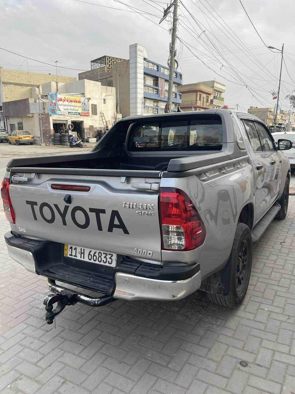 تيوتا هايلوكس ٢٠١٨ ماشية ١٢٠ رقم بغداد بسمي      السعر ٢٧٠ المكان بغداد الحريه موبايل ***********
