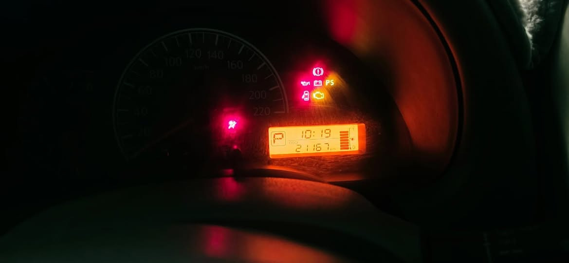نيسان سني موديل 2024 بيه تكحيل باب صف سايق
*********** البصرة, العراق
