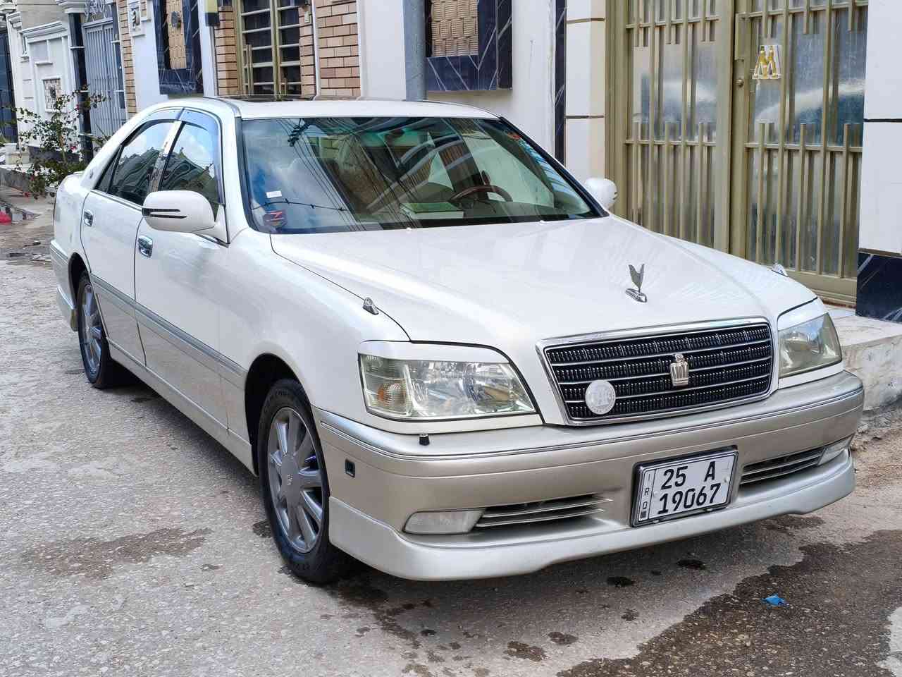 السلام عليكم 
ملكة 2003 فول مواصفات للبيع او المراوس 
اصولي مداور رقم كركوك دولي 
لؤلؤي محجل 
اصل كرستال 
ديفور D4 الكبير 
4 دكم
فتحه
 تحكم ستيرن 
عدادات دبل شاشة 
مرايات ام السيوف شفط و كهرباء و اشاره و ترحيب
شاشه و كامرة 
ستيرن كهرباء 
بردة كهرباء 
كراسي امامي و خلفي كهرباء 
تبريد قطعتين امامي خلفي سبلت
ثلاجه 
اريل امامي +اريل خلفي 
لايز زنون عالي ناصي +بلجكتر زنون 
ويل نجمه نفطي 
تحوير نجف فوك و جوه و دشبول 
سبايدر جنطه 
تخم تاير جديد+باتري جديد
كراسي جلد (دوشمة النواب) اخو البلادي+ارضيه جلد درجه اولى
قطعتين صبغ جامغ امامي و خلفي جهة السايق اثر طخه بسيطه  
🔴كفاله شاصي تكمه لغد گصه 🔴
جام 4 اوتو و حساس 
العنوان كربلاء 
للاستفسار اتصل او واتساب:-
***********
***********
السعر 150$

