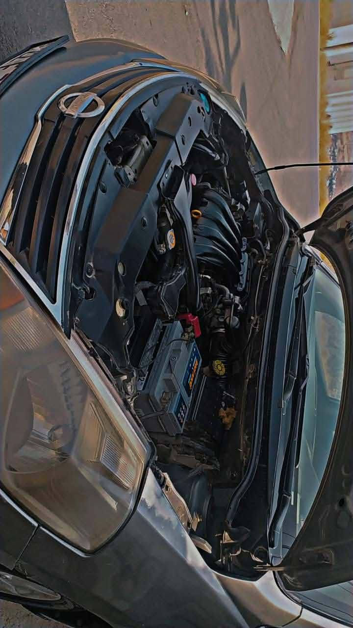 نیسان ڤێرسا سکل تیدا 
نیسان ڤێرسا ٢٠١٢
ڕەنگ : نەوتی 
١٢١ هەزار ڕۆیوە 
مەکینە : ١.٨ بیلادی 
سەیارەیەکی زۆر بێ مەسروف 
یەک پارچە و نیو سبوغە 
سەنەوی تازەیە 
بە ناوی خۆمانەوەیە 
بۆ زانیاری زیاتر ر.ق (***********)
سعر ٩٥ گەڵاو مەعامەلە السليمانية, العراق
