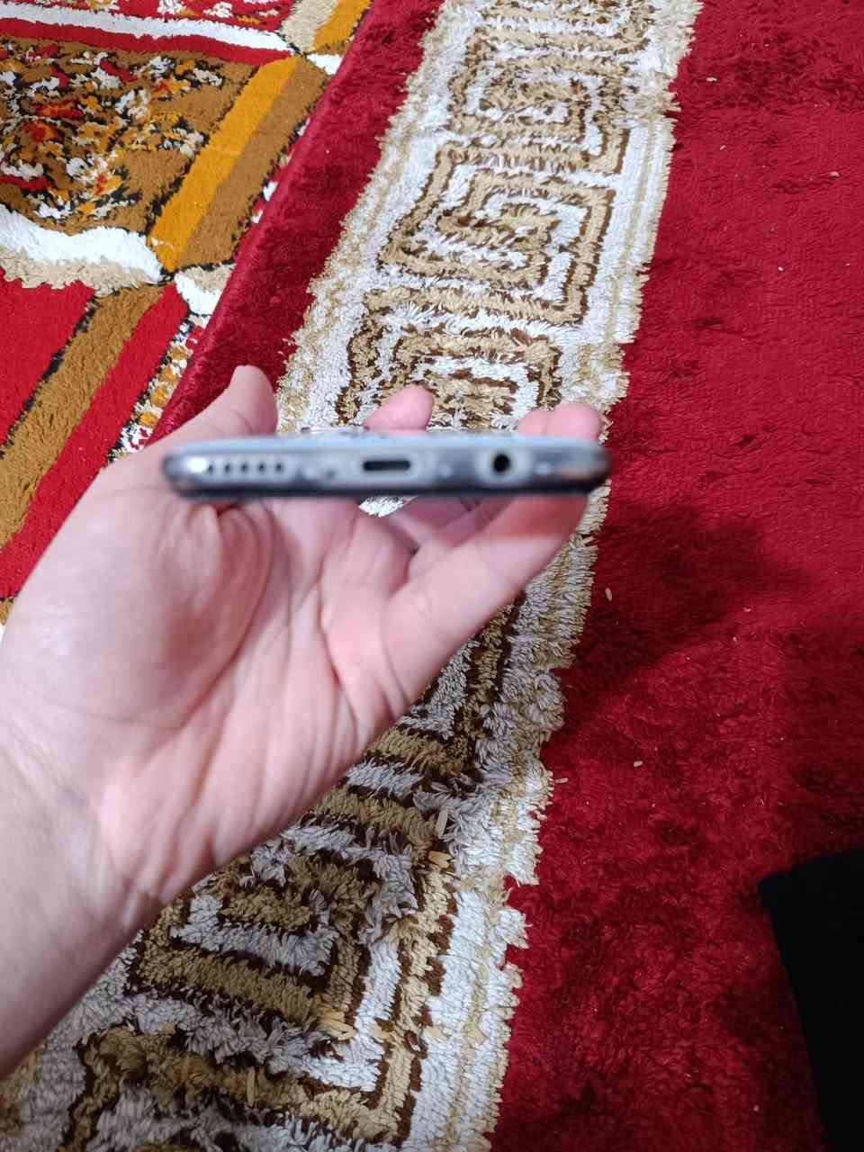 سلام عليكم جهاز هواوي nova7i
ذاكره 128 العشوائية 8

جهاز شوف العين مثل ما موضح بالصورة هاي نضافه الجهاز  

السعر 100 وبي مجال شي بسيط المكان بغداد الغزاليه 

شراي تفضل خاص وسهله ***********
