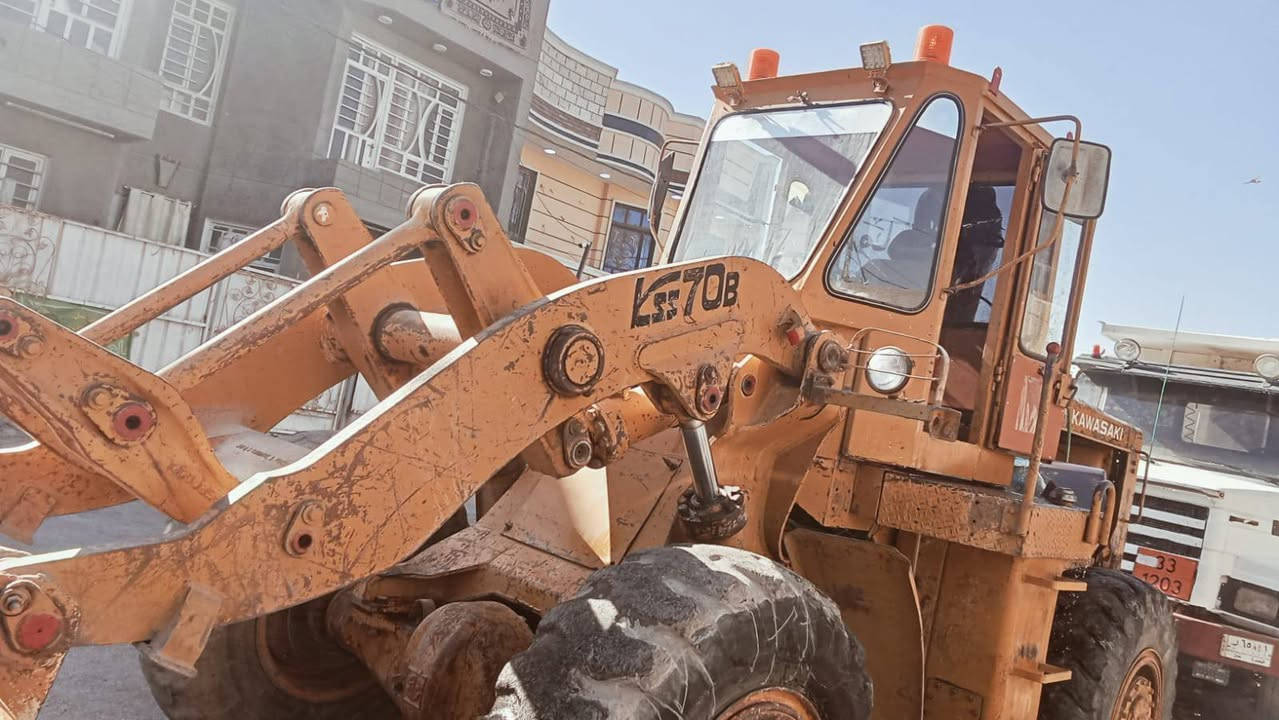 سلام عليكم شفل كاوسكي للبيع حجم70مدليل 83 مكينه جاهزه لشغل رقم اصفر بسمي ***********سعرهه 180وبيها مجال
