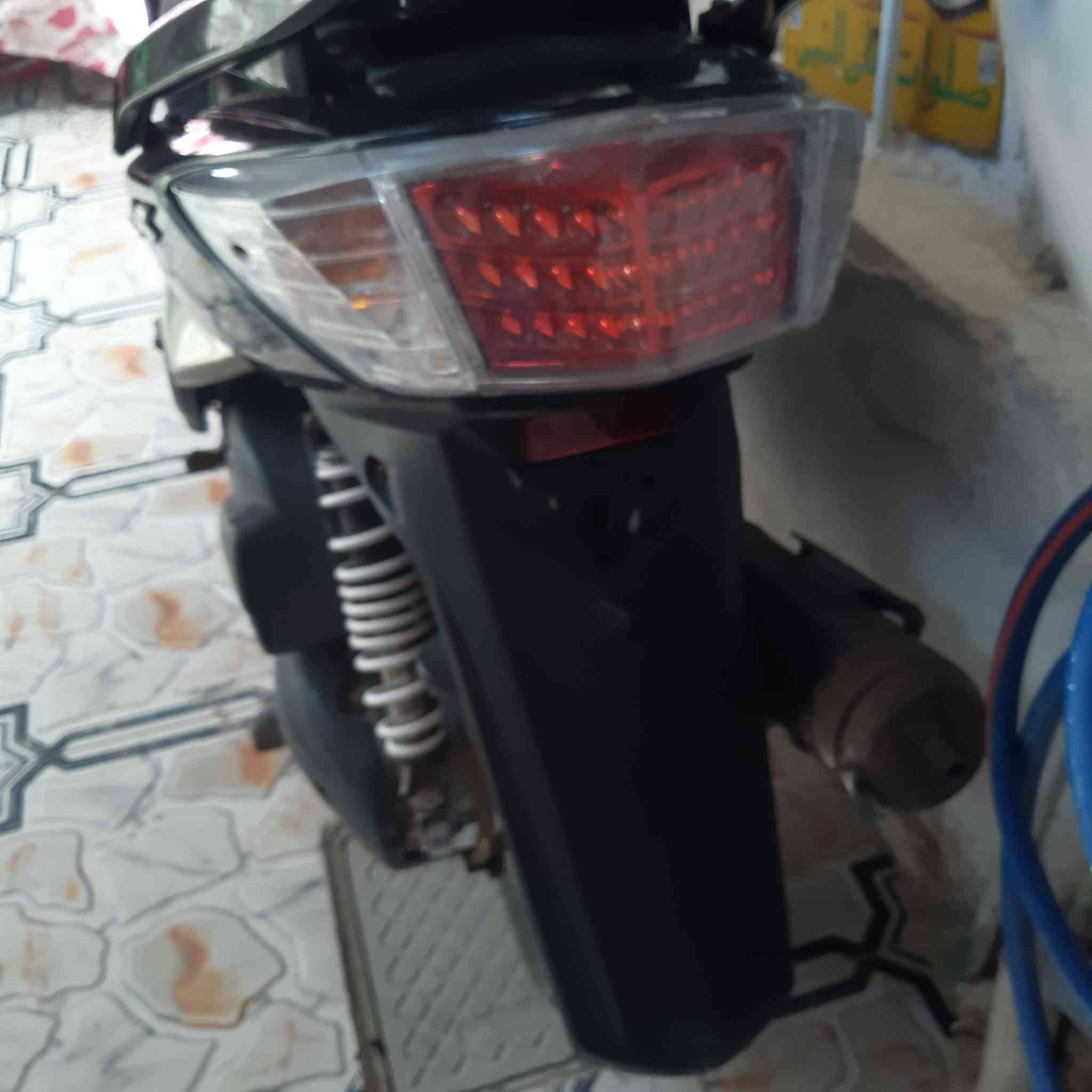 سكنس دراجه البيع  مكفول كفاله عامه نوفل كلشي شغال بيه /العنوان البصره 5ميل ***********/ السعر 750 بيع مجال بصيط
