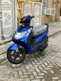 دراجه سكنس البيع مكينه مكفوله السعر ٧٠٠ بيهه مجال الشرايع 07707169202