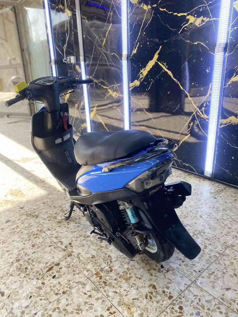 إسلام عليكم دراجه ماكس عدله للبيع ادراجه ابلاديه مكينه٤٩ممفتوح برغي بيها صالنصه FMرياضي ويل رياضي قطره رياضي ادراجه الله شاهد اتخبل ماناقصها ايشي كامله كهربائيات كلها شغاله مكاني بغداد الغزاليه اسعر٥٥٠
واتساب فقط ‭٠٧٨٧ ٩٠٥ ٠٢٥١‬
