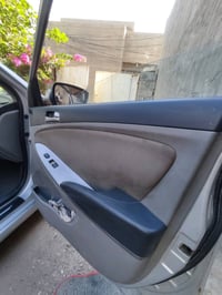 اكسنت أمريكي موديل  ١٦مكينة 1600 سنويه ورقم بغداد بأسمي تحويل ثاني يوم...