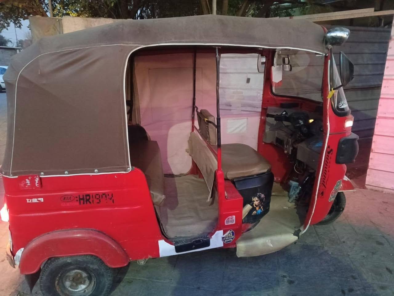 السلام عليكم من رخصة اخواني المدير والادمنيه تكتك للبيع سنويه ورقم جاهزه من كلشي موديل2018سعرهاخمسه والي حاب يستفسر على هاذ الرقم***********
مكلف بلنشر
