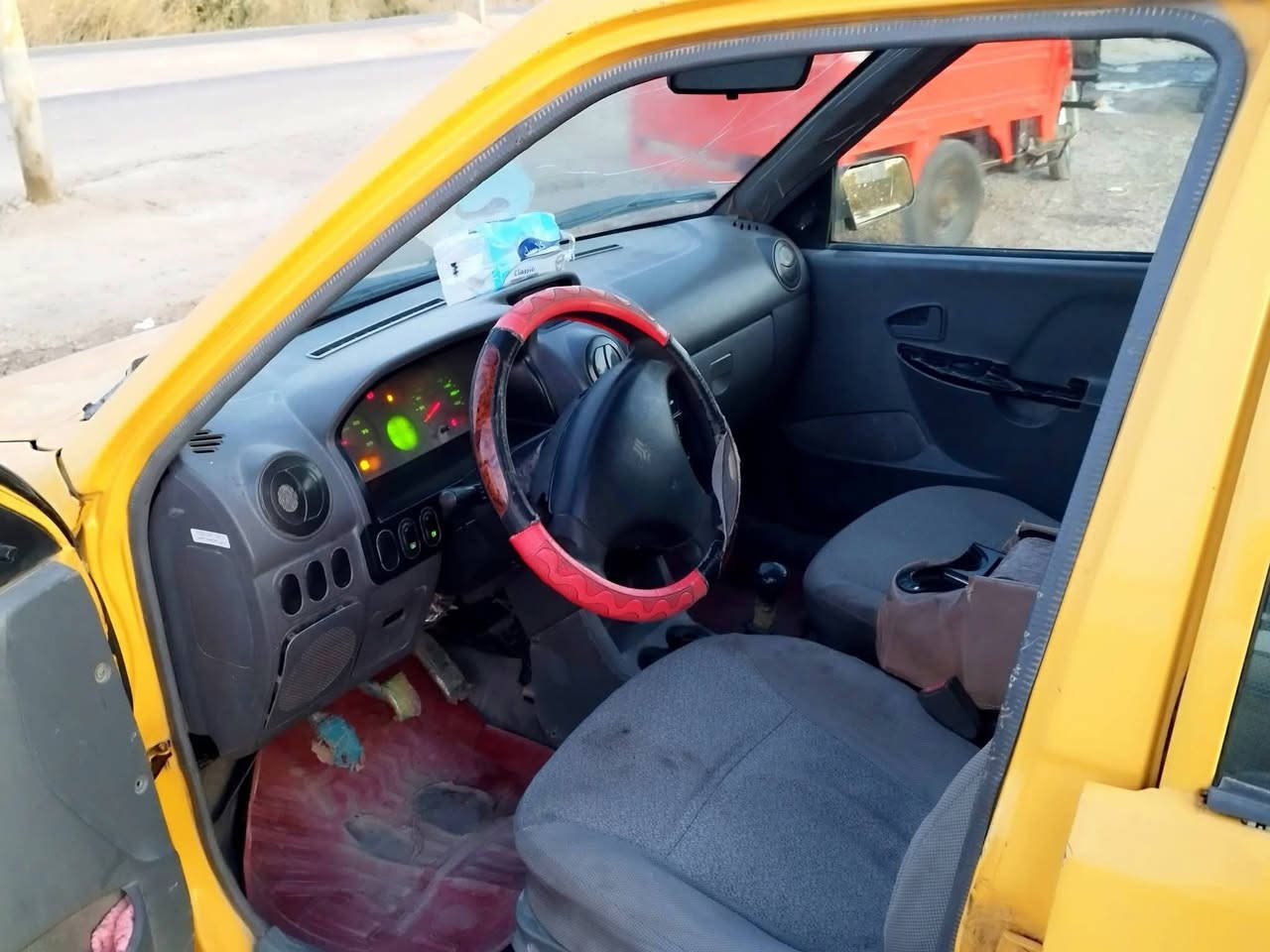 سايبه 2015 سعر 20 ترهم عراقي سياره كامله مكاني البصره قضاء ***********
