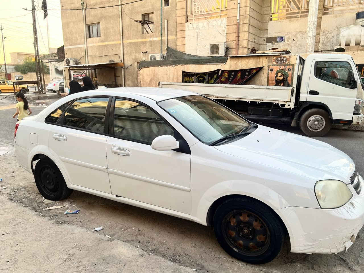 اوبتره 2014
سياره مال شركه او استخدم شخصي 
مبدل بيها جاملغ امامي بدون حادث
والجاملغ الخلفي صبغ او قبق جنطه مبدل 
رقم انكليزي سنويه جديده 
عنوان السياره البصره 
***********
المكينه تنقص 
السعر 75 او بيها مجال بسيط
