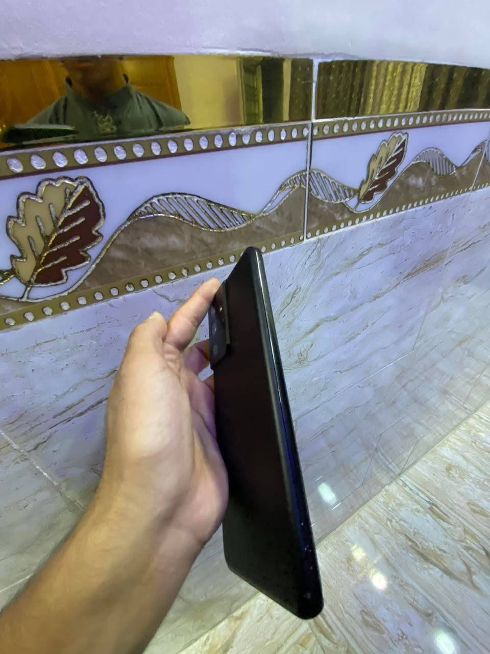 سلام عليكم ورحمة الله مكلف بنشر
جهاز S21الترى فول نضافه90% 
ذكره 256تك شريحه الجهاز ياباني 
كامل مع الباكيت للبيع اومراوس بايفون 13بروماكس مع فرق 
مكاني الفلوجه لتواصل خاص اوعلى الرقم ***********
