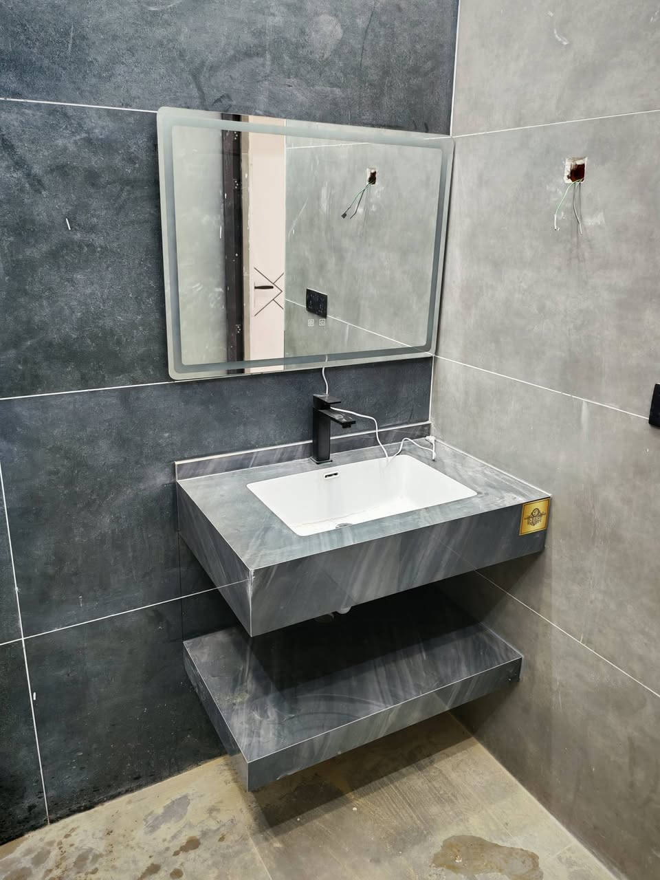 تشطيباتنه 
 ***********
