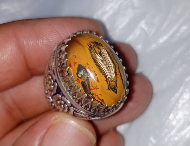 داودي مصور صياغة يدوية ثقيلة السعر ١٥٠ ألف


**إذا كنت صاحب هذا الإعلان وتريد حذفه لأي سبب، رجاءا أرسل رسالة إلى الدعم الفني**