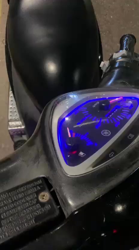 السلام عليكم دراجه بلاد + بلاد.. لون اسود ختم واحد وين مايعجبك ختم موجود ويه المكينه + مامبدل بيهاا ايشي 
معدل
 مكاني ألاصمعي رقم *********** 
سعر الدراجه مليون قفل قفل مو شراي لاتراسلني 🤍
