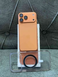 17 برو ماكس شرق اوسط  لاصق كامرات ولزكه شاشه وحافظه سيم كارت 256 سعر 2...