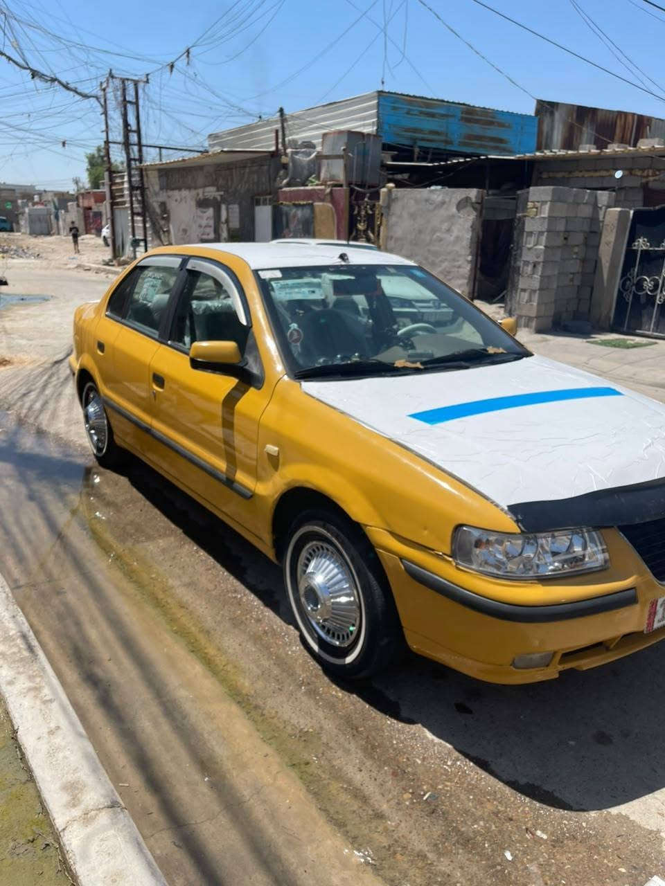 السلام عليكم سمنت موديل 12 للبيع سياره بيها طخه جاملغ المامي ما مبدل مصبوغ والباقي كفاله عامه جير مكينه خير من الله تبريد ثلج صدر امامي خلفي جديد تايرات النظافه 60 بل ميه مصفره هيئه وغرامات السياره حلوه احلى من الصور كهربائيات كلها شغاله  باسمي تحويل ثاني يوم سياره كامله ما تصرف عليها ربع رقم انجليزي السنويه ما ساقطه هزه جديده السعر 37 وبيها مجال بسيط مكان السياره الحسينيه رقم الهاتف الاستفسار ***********
