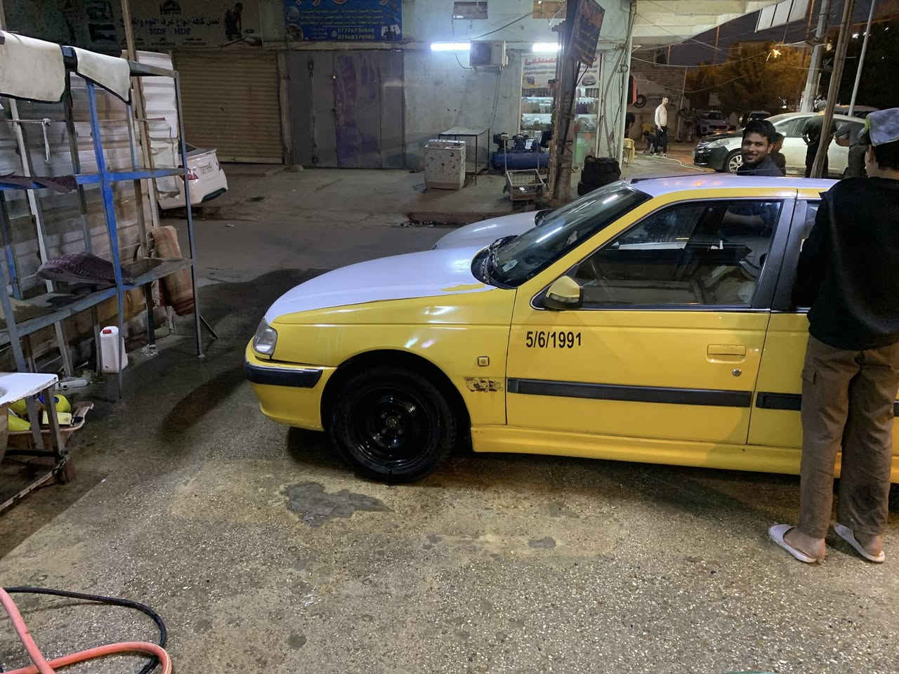 بيجو 2015 للبيع بأسمي رقم بغداد تحويل بشرط
مكينة كير حدادية كلة جديد 

دوشمة غرفة نظيفة 

تبريد ثلج شرط كمبريسر بستم القوي بيدي شادة اصلي 

راديتر جديد ومنظومة مي كلهة جديد 

منظومة بريك كلهة جديد 

ظفيرة محرك جديدة اصلي ايساكو 

صالنصة جديد 

سيارة صارف عليهة الي مال جناي 

ترايهة خير من الله 
تايرات نص عمر 

جان بيهة طخة بل جاملغات الامامية مبدلة مع البنيد ماكو ضربة عندي صورتهة 
وبيهة شخط بل بابين عكس السايق 

سعر 32$ بيهة مجال 

مكاني بغداد الدولعي ***********
