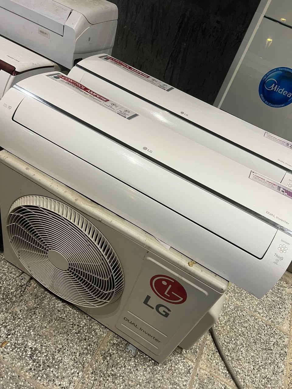 السلام عليكم
سبالت نوع LG 
2 طن انفيرتر 
تحكم 6 مراحل الحديث
تحويل ذاتي من وطنيه للسحب 
استخدام جدا قليل بعدهن كلش نظيفات 
ملحقاتهن كامله الاصليه 
مغسولات وجاهزات 
سعر القطعه  700 الف 
متوفر قطعتين 
مكاني بغداد 
يوجد خدمه توصيل 
0771.443.0446
0771.443.0446


**إذا كنت صاحب هذا الإعلان وتريد حذفه لأي سبب، رجاءا أرسل رسالة إلى الدعم الفني**