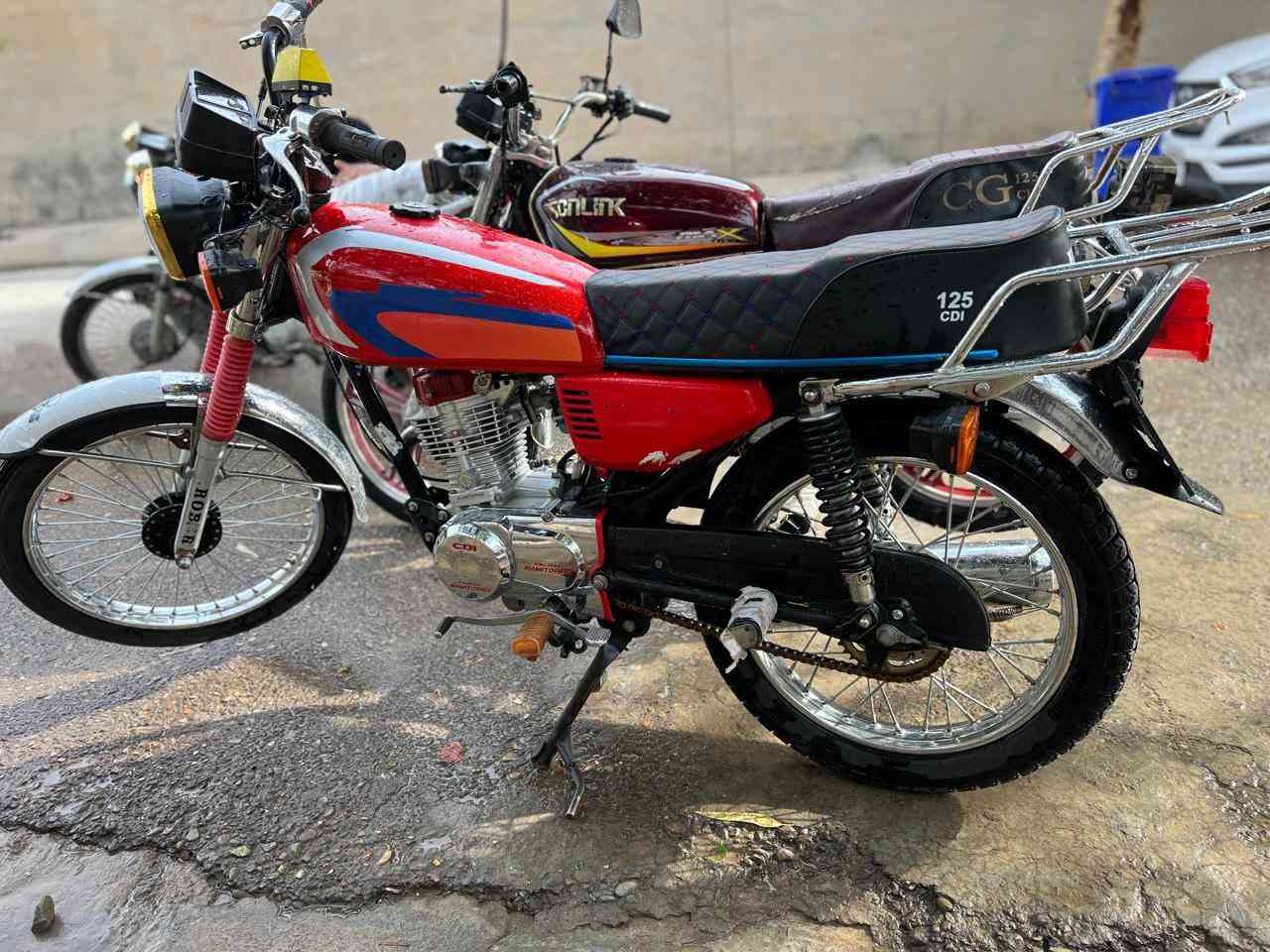 ماطور للبيع
اربعه كير محرك شرط مامفتوح تيربو موديل 2025 ماطور كلو شرط كهربائيات شغاله 
السعر 550 او بي مجال حك الجيه 
الرقم ***********
مكاني الحويجه داخل
