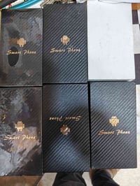 موبايلات جديدة • ٦ قطع • مقفلة