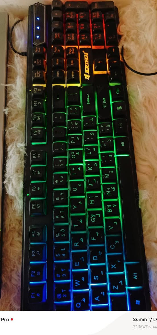 السلام عليكم
لابتوب فجتسو للبيع مع كيبورد وماوس هدية كامل زلغ مابي 
كور اي 7 جيل رابع MQرام 16 كارت شاشة داخلي 8 وخارجي 2 ذاكرة 256 ssd وندوز 10 للستفسار اكثر 
خاص او واتساب ***********
