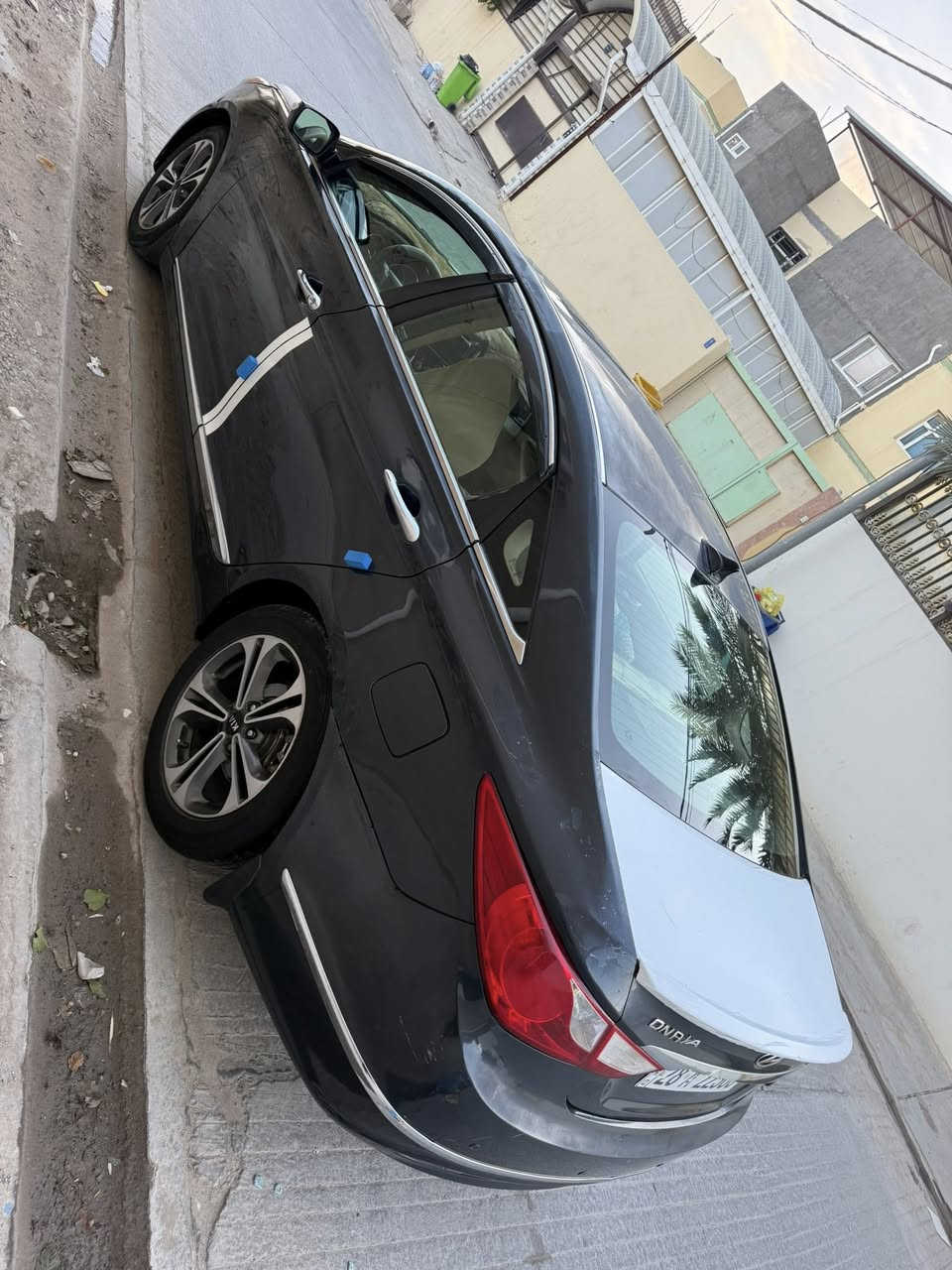 سوناتا مديل  2011 موصفات فول مكفوله من الظربه الداخليه  بيه رشات قليله نجف بسمي مكينه وكير وحداديه وتبريد خير من الله 
السعر 87 قفل 🔐 الاستفسار ‭0781 069 9666‬ مكاني نجف مامتواجد ع فيس
