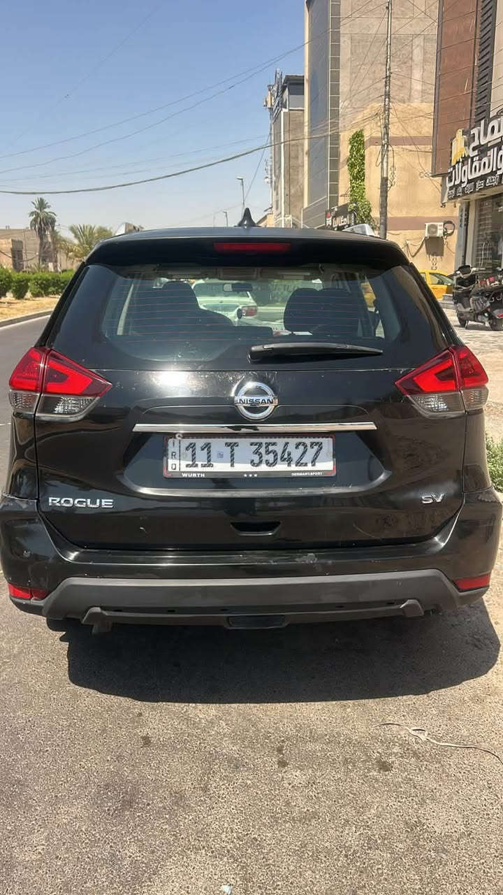 السلام عليكم للبيع نسيان روج ماشيه ٧٣ كيلو. محرك كبير كير مكينه حداديه جاهزه موديل ١٨  ضرار جدا. بسيط باب جاملغ جها عبري صدر السعر ١٤٥ ورقه. عنوان ديالى. *********** او مرارس حسب قناعه
