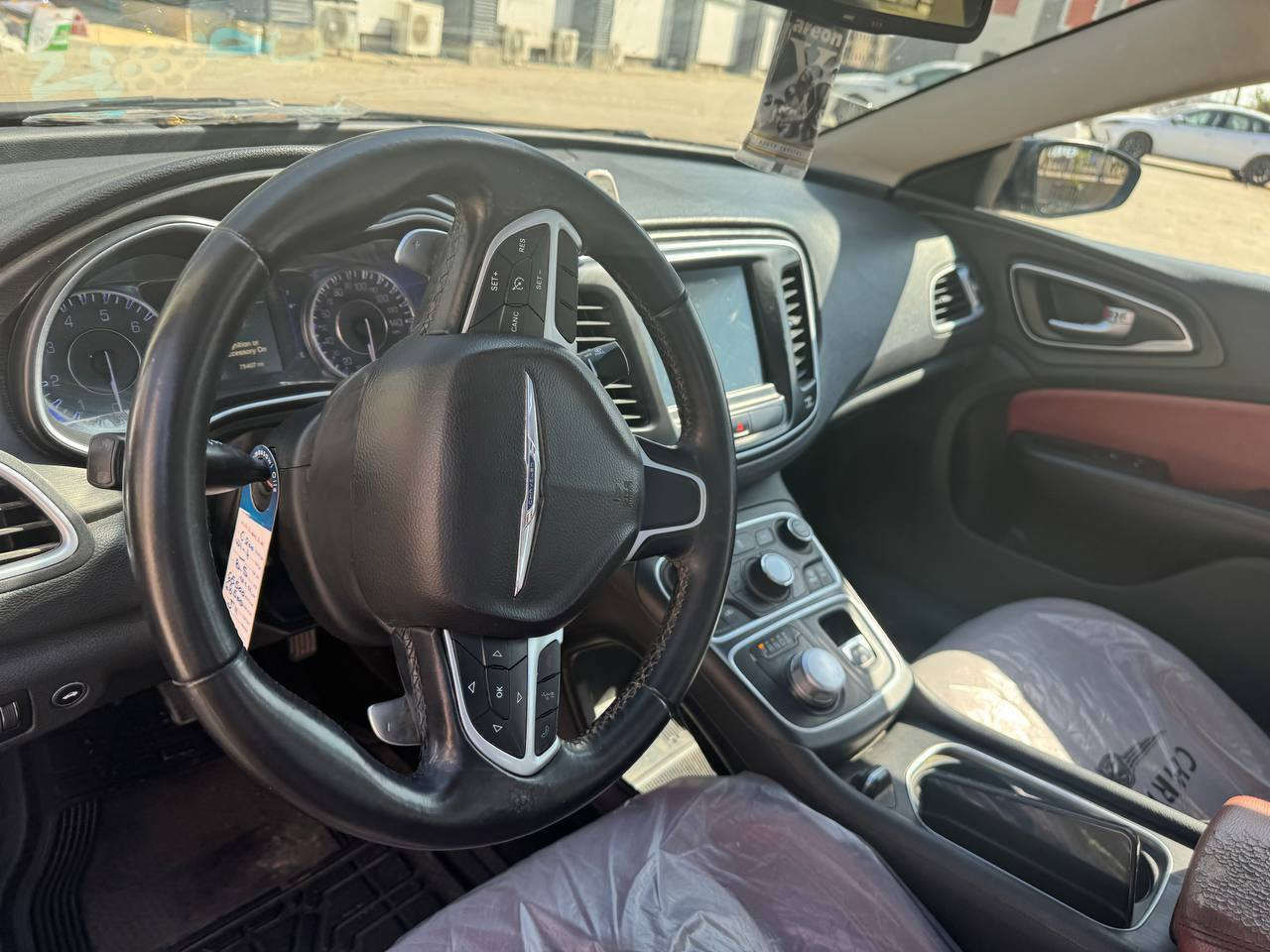 السلام عليكم
C200
سياره للبيع موديل 16
كير مكينه كفاله
6 سلندر السياره.
كير ماوس 9 نمر.
شفتات سترين فول السياره
بصمه فتحه
السياره ضررهاا بنيد مبدل + كلير صبغ 
بدون دواخل
مكانه الديوانية. رقمها اربيل.
 السعر 113$ 
***********
